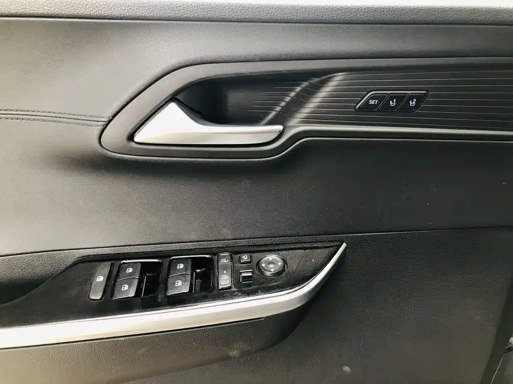 Hyundai Custo — миниатюра 19