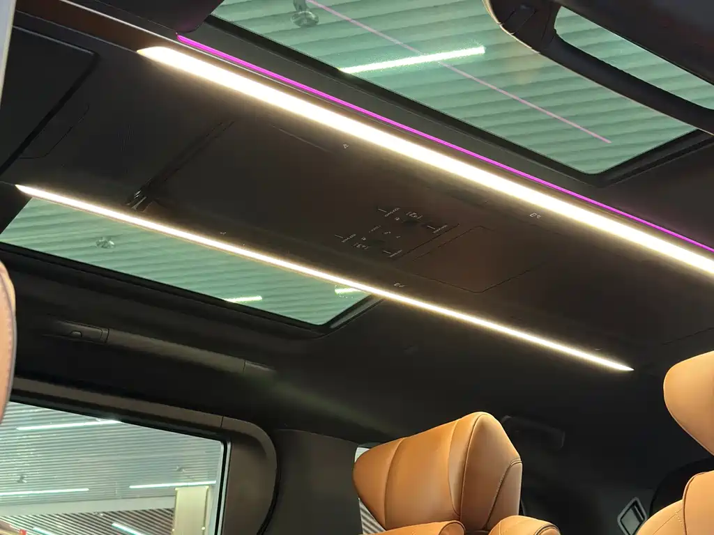 Toyota Alphard — миниатюра 14