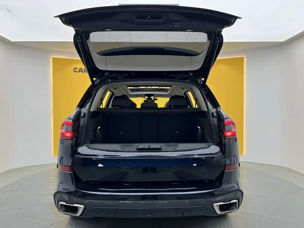 BMW X5 — миниатюра 13