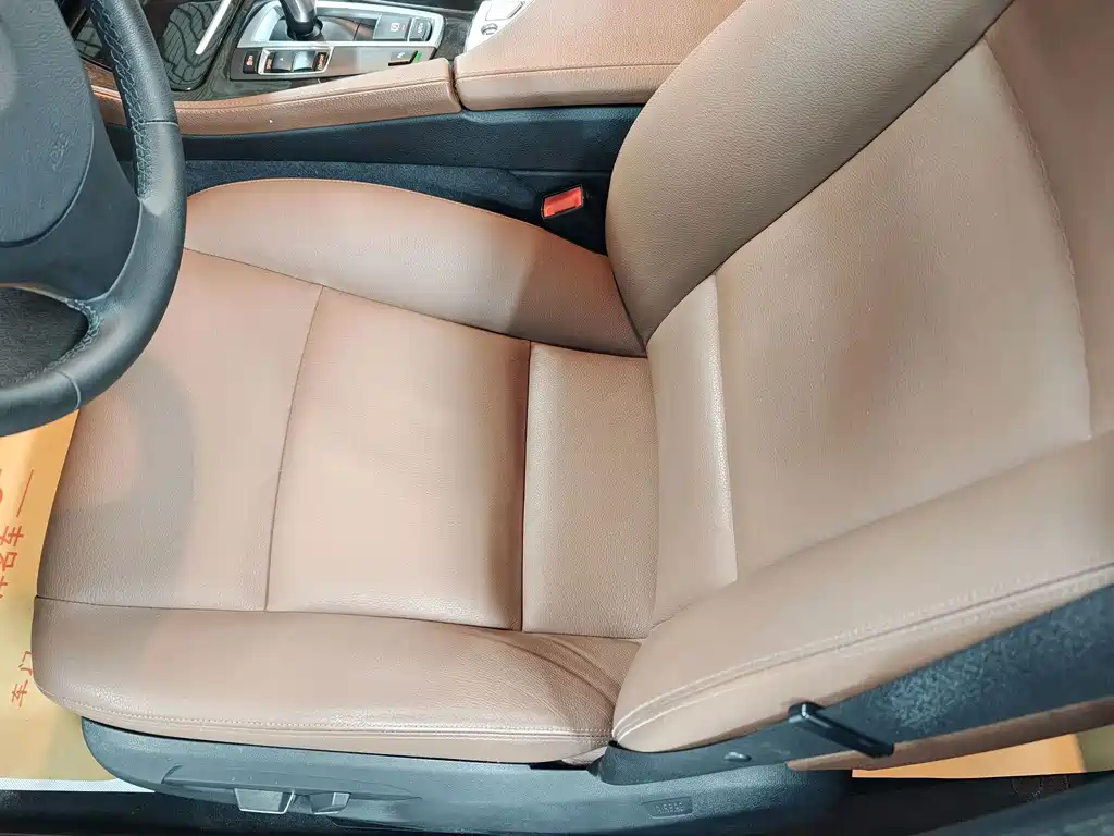 BMW 5 Series — миниатюра 15