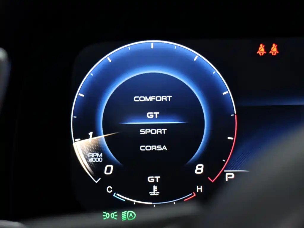 Maserati GranTurismo — миниатюра 14