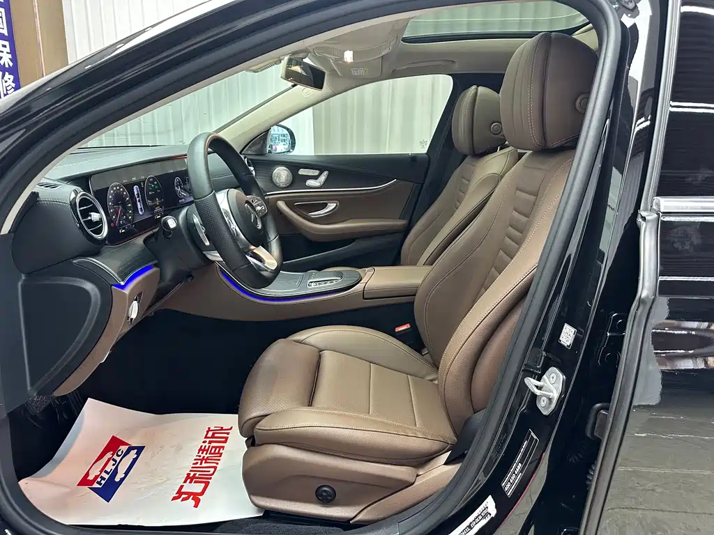 Mercedes-Benz E-Class — миниатюра 8