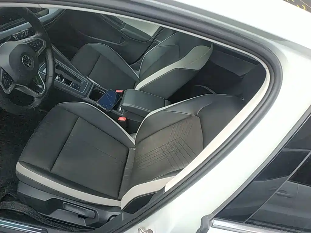 Volkswagen Golf — миниатюра 15