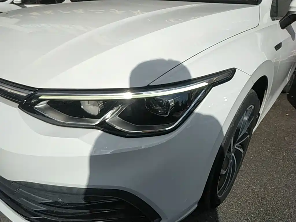 Volkswagen Golf — миниатюра 24