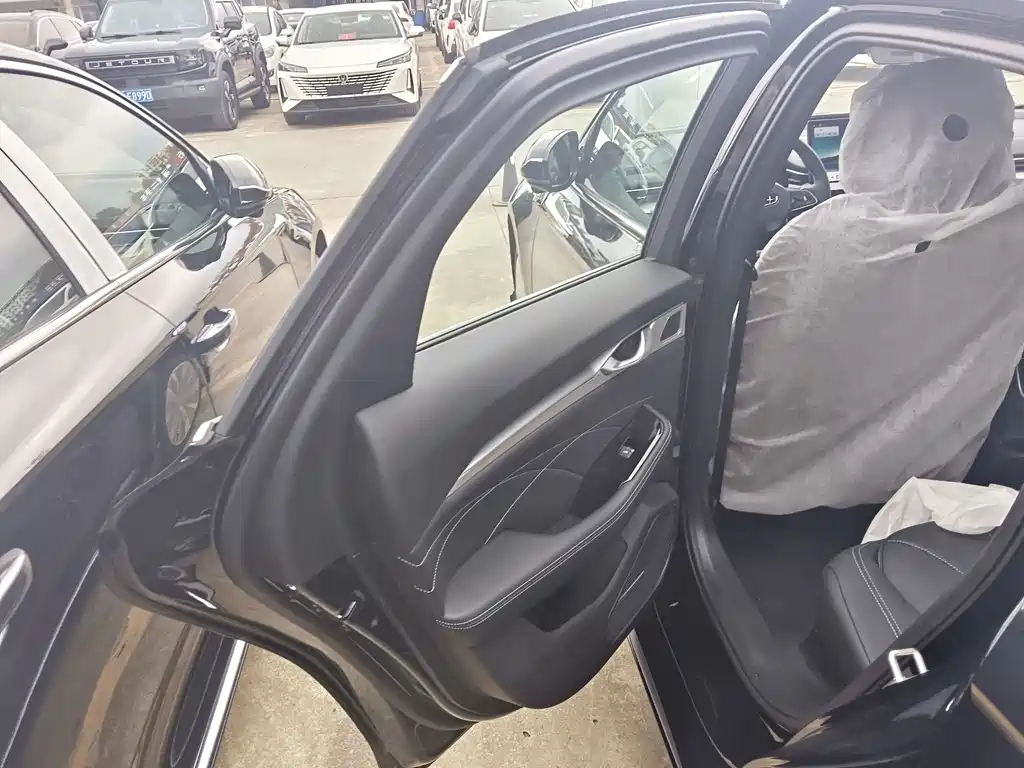 GEELY AUTOMOBILE XINGRUI