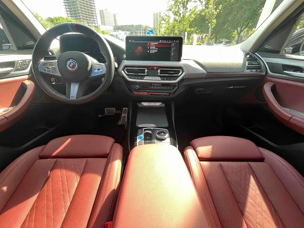BMW iX3