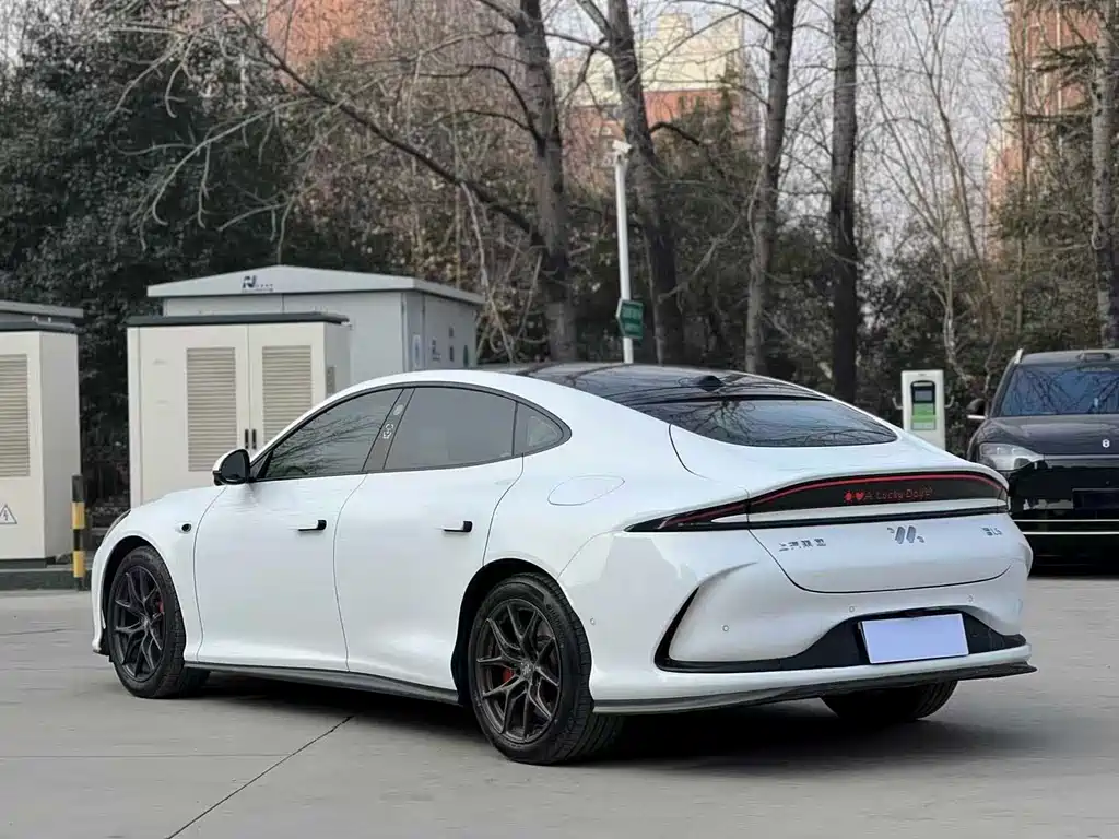 ZHIJI AUTOMOBILE ZHIJI L6