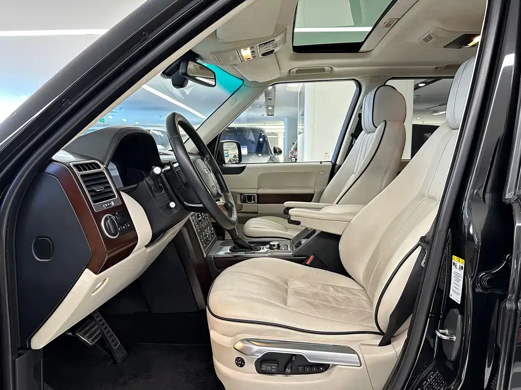 Land Rover Range Rover — миниатюра 9