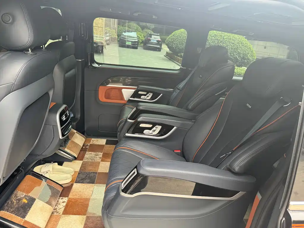 Mercedes-Benz V-Class V 2018 V 260 L Luxury Long Wheelbase VI