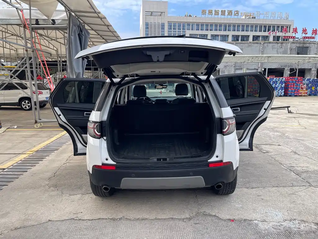 Land Rover Discovery Sport — миниатюра 14