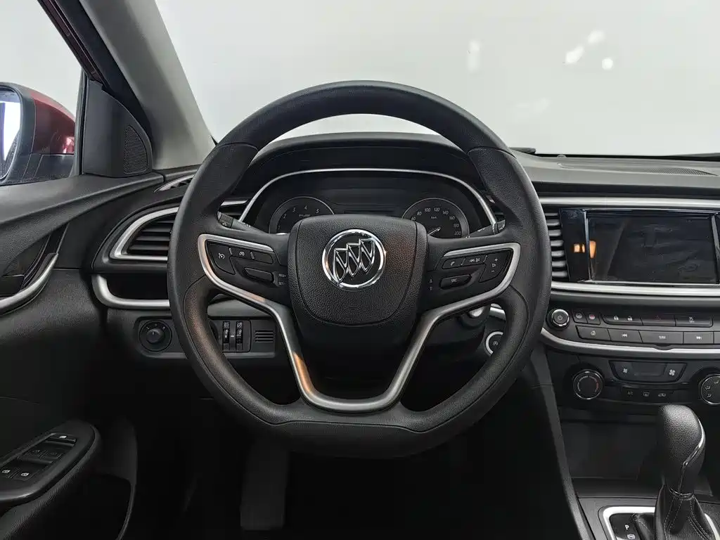 Buick Excelle — миниатюра 11