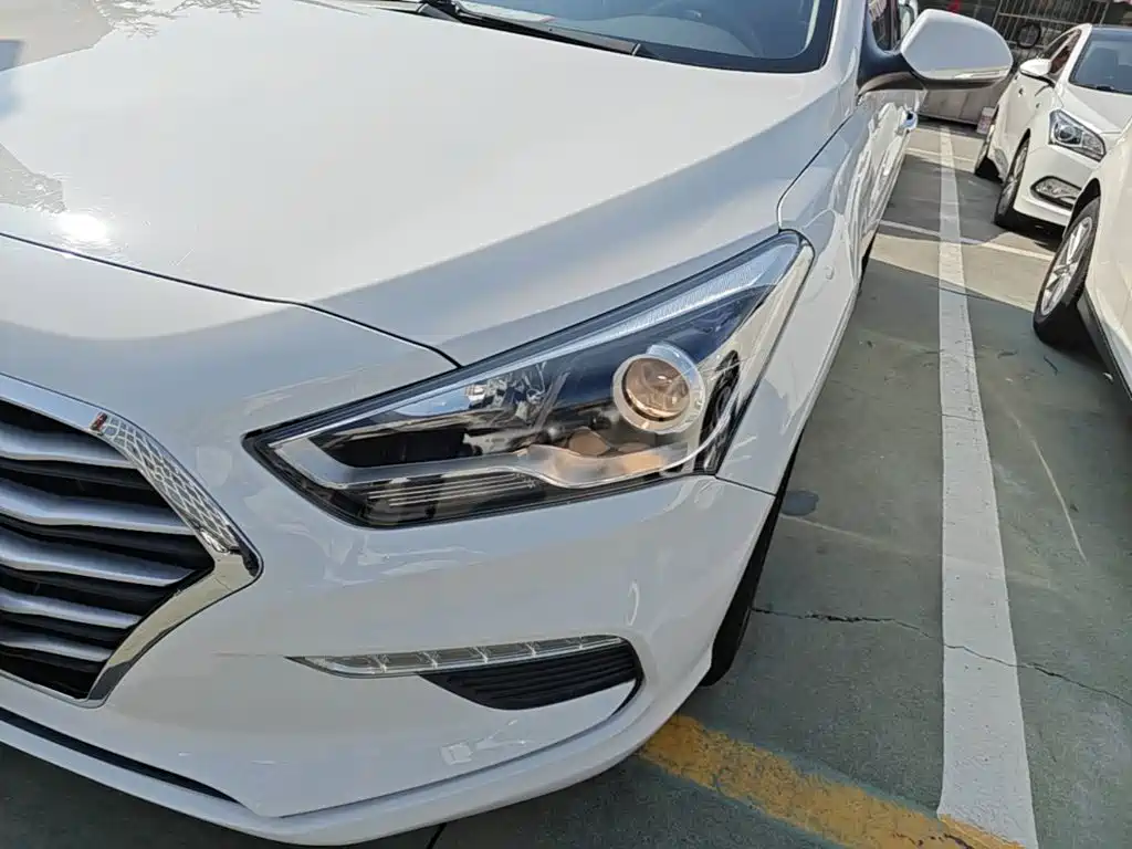 Hyundai Mistra — миниатюра 24