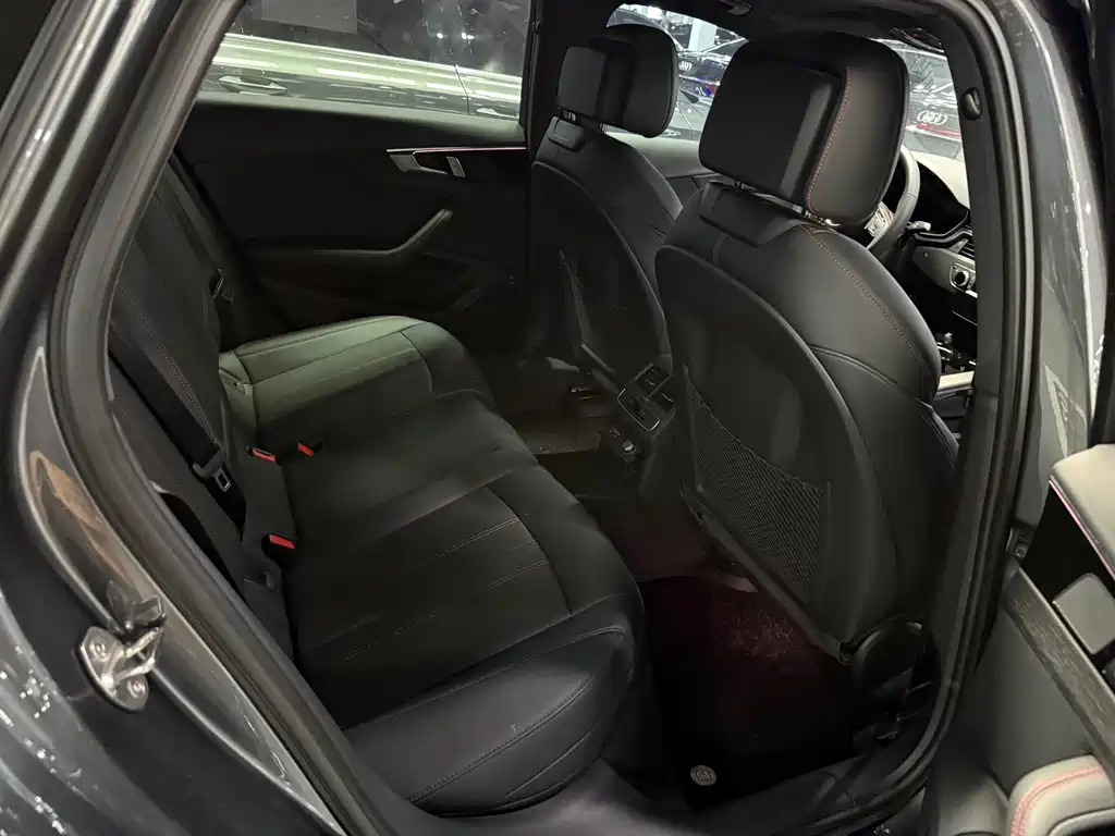 Audi A4L — миниатюра 12