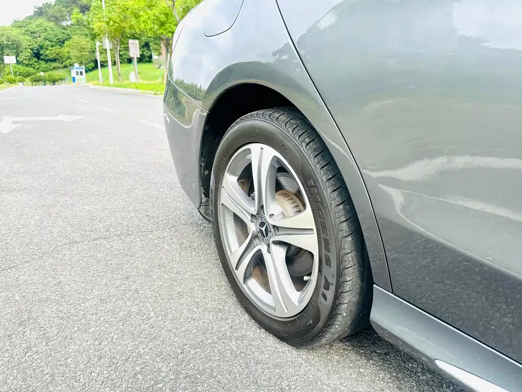 Mercedes-Benz C-Class — миниатюра 22