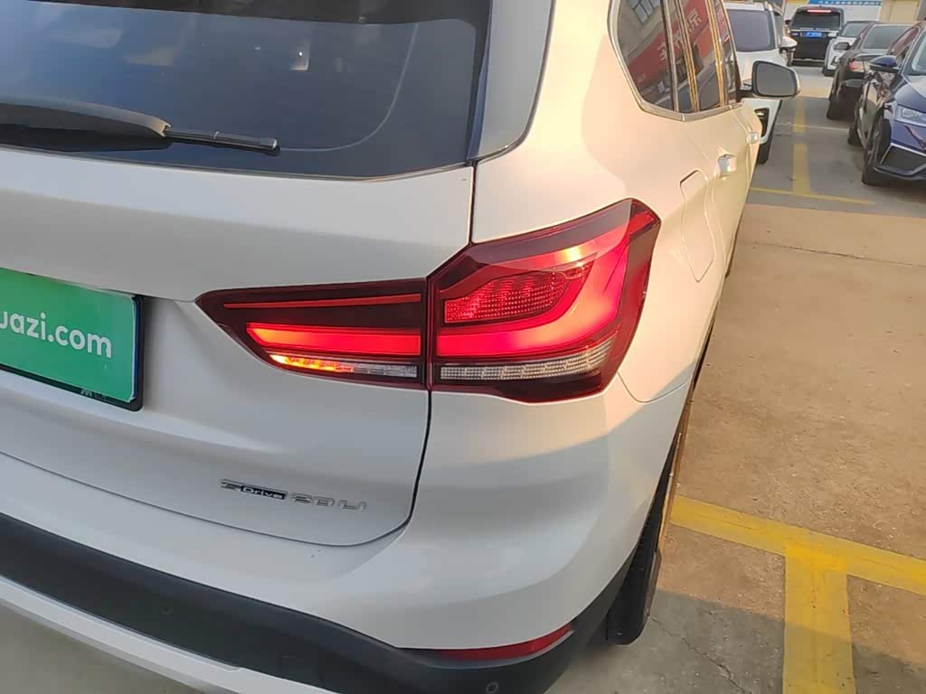 BMW X1 1.5 л 2022 г. Белый, пробег 47699 км