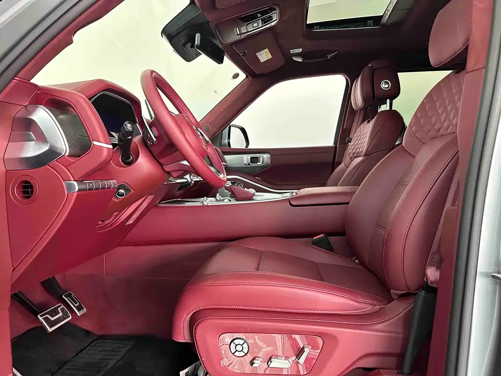 TANK TANK 700 NEW ENERGY