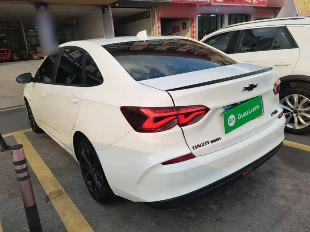 Chevrolet Monza — миниатюра 5