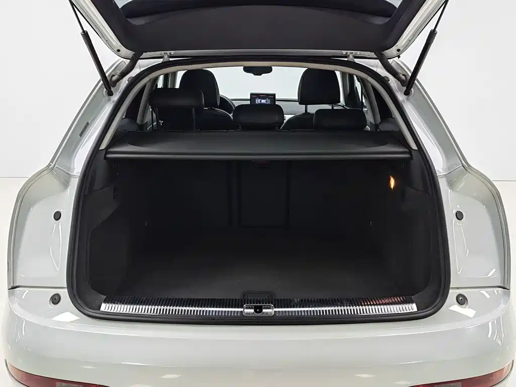 Audi Q3 — миниатюра 16