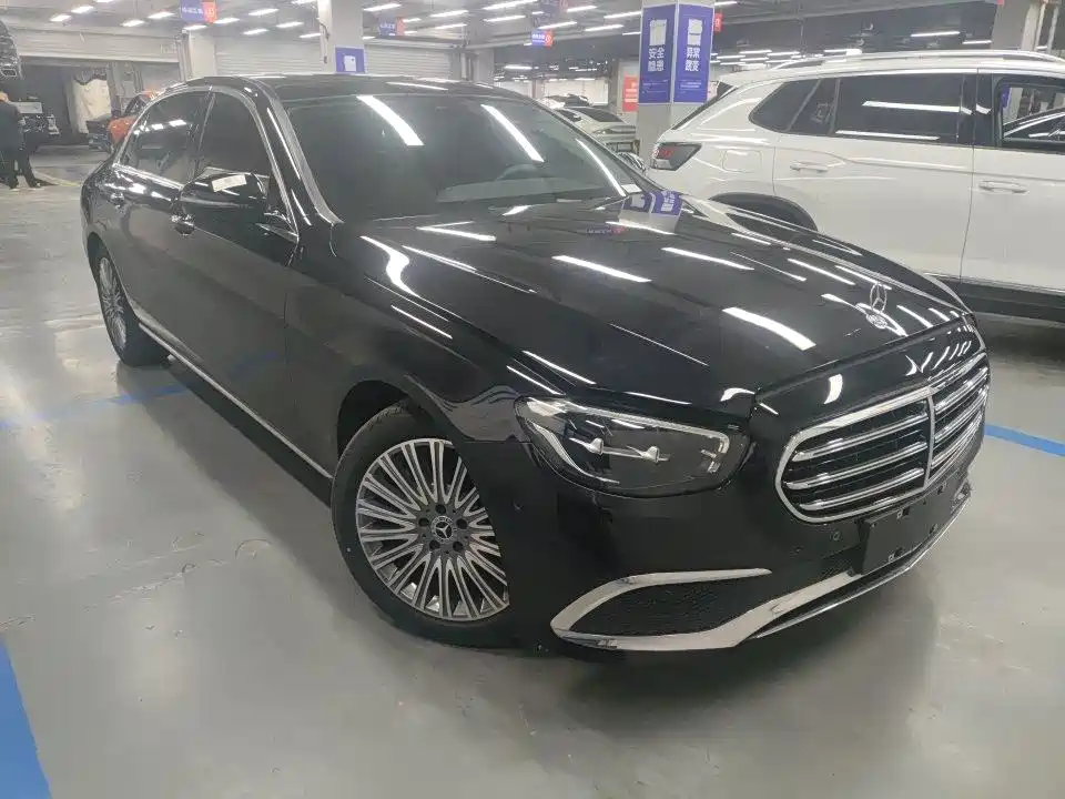 奔驰E级 2022款 改款三 E 300 L 豪华型 2022