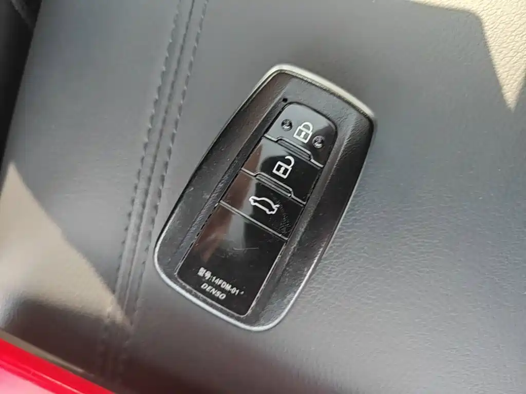 Toyota Avalon — миниатюра 9