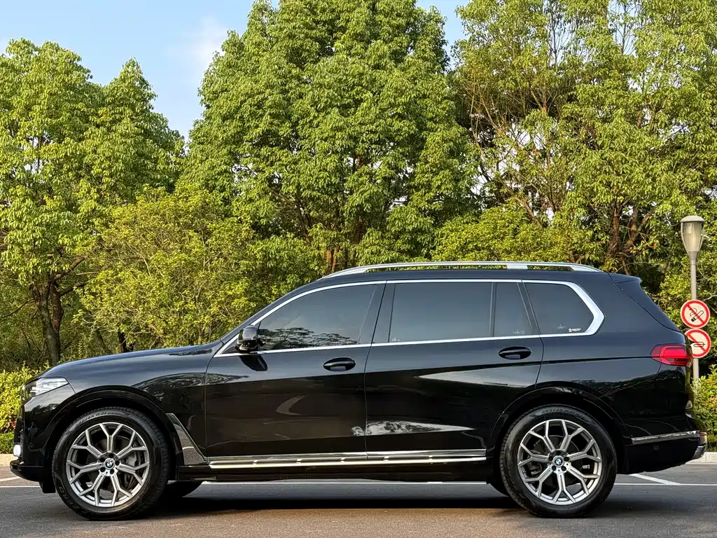 BMW X7 2019 xDrive40i Lead Luxury