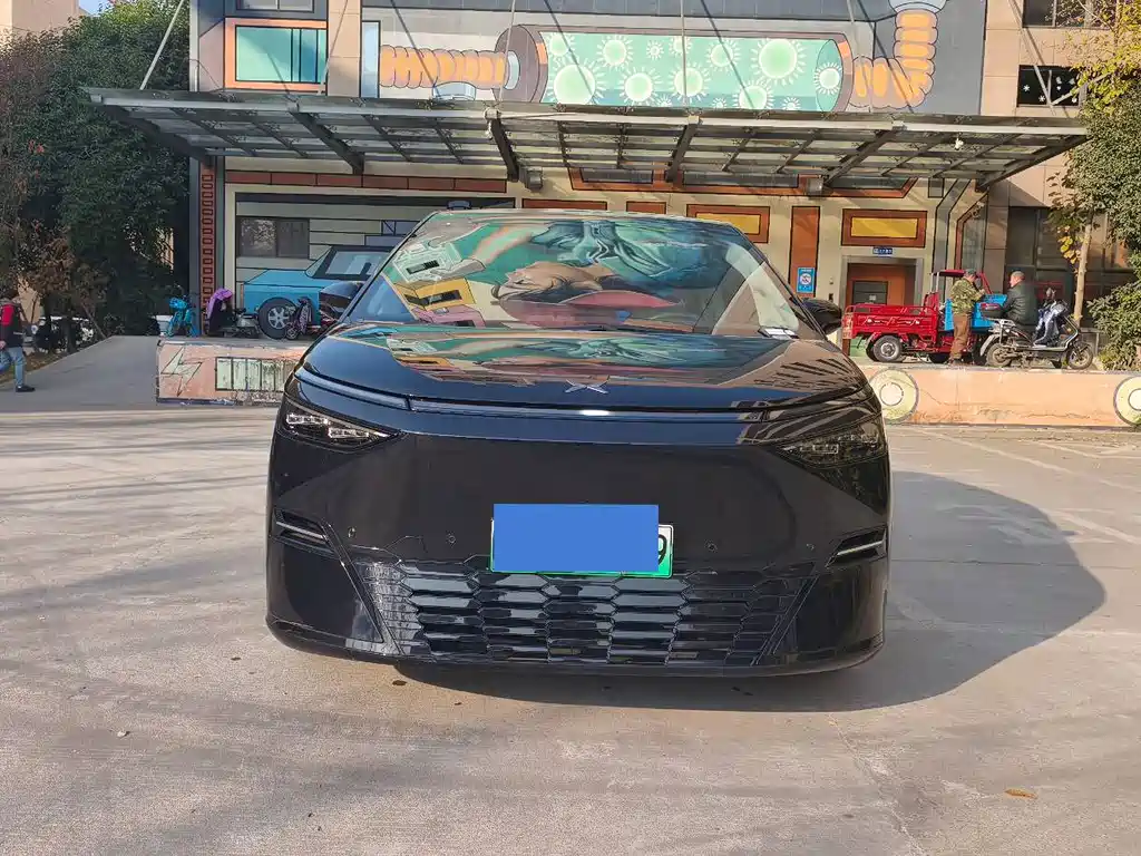 XIAOPENG X9