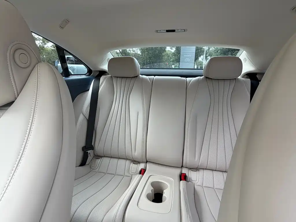 Mercedes-Benz E-Class E 2023 E 260