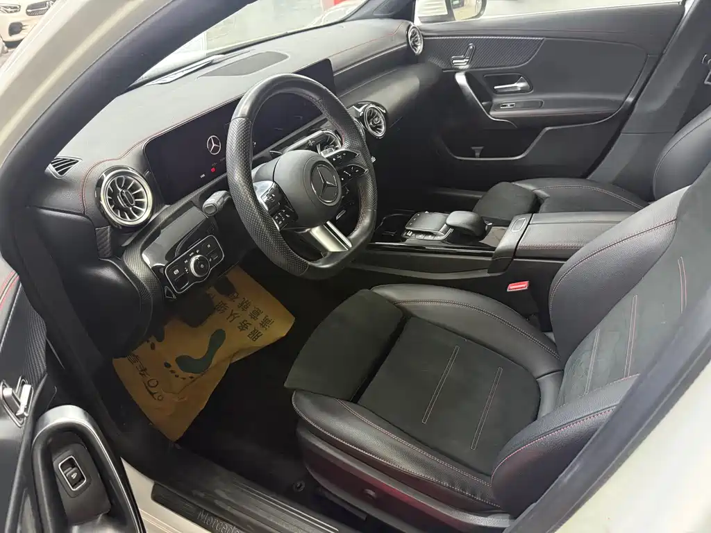 MERCEDES-BENZ A CLASS