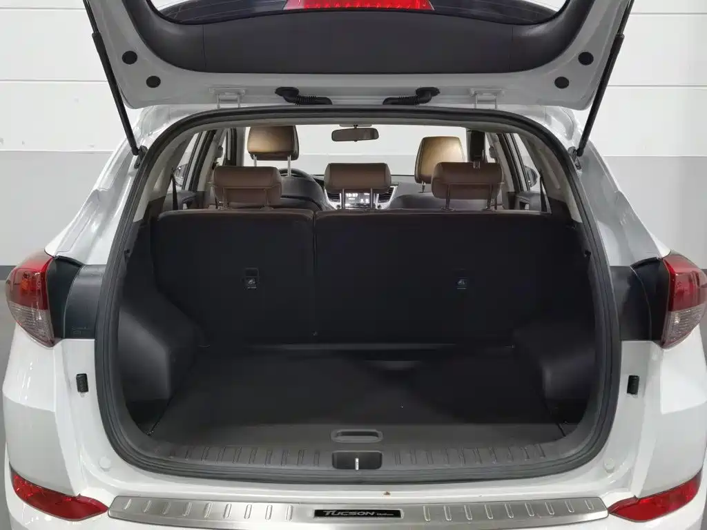 Hyundai Tucson — миниатюра 16