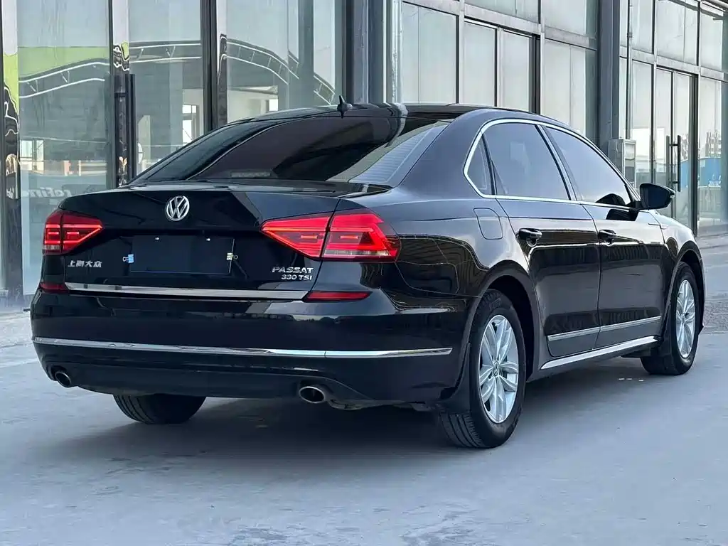 Volkswagen Passat 2016 330TSI DSG