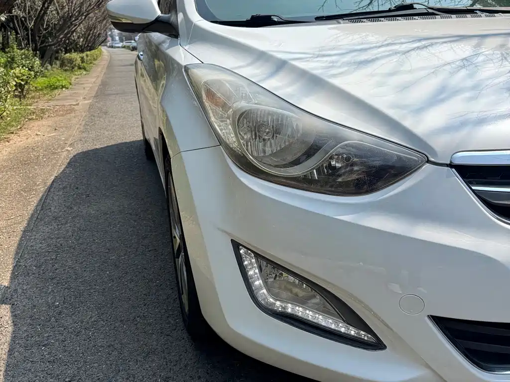 Hyundai Elantra Langdong — миниатюра 9