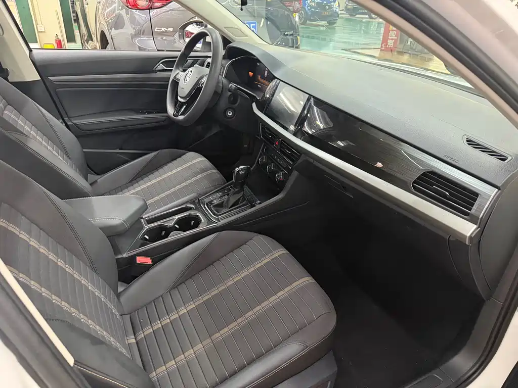 Volkswagen Lavida 2021 1.5L AT