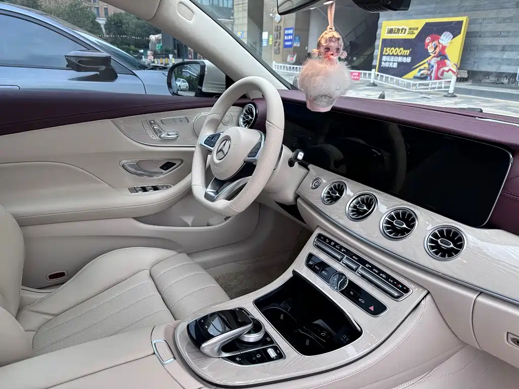 Mercedes-Benz E-Class (Import) — миниатюра 4