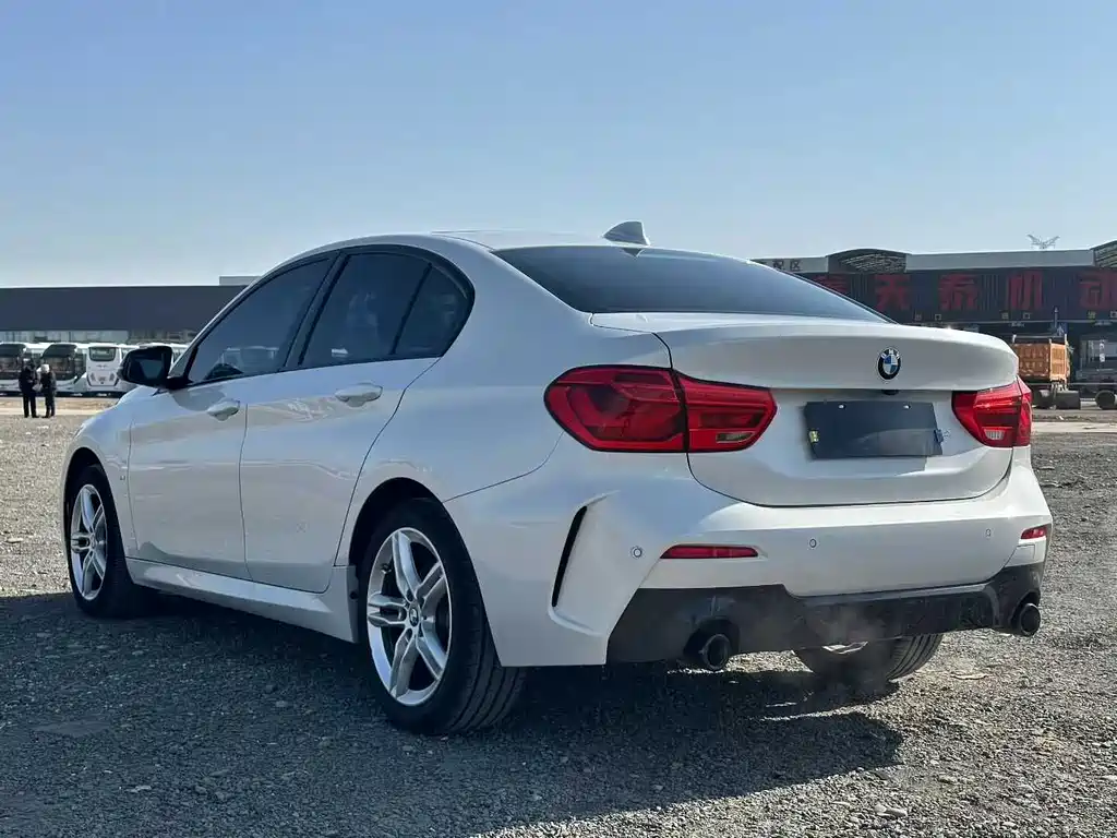 BMW 1 Series - фото 4