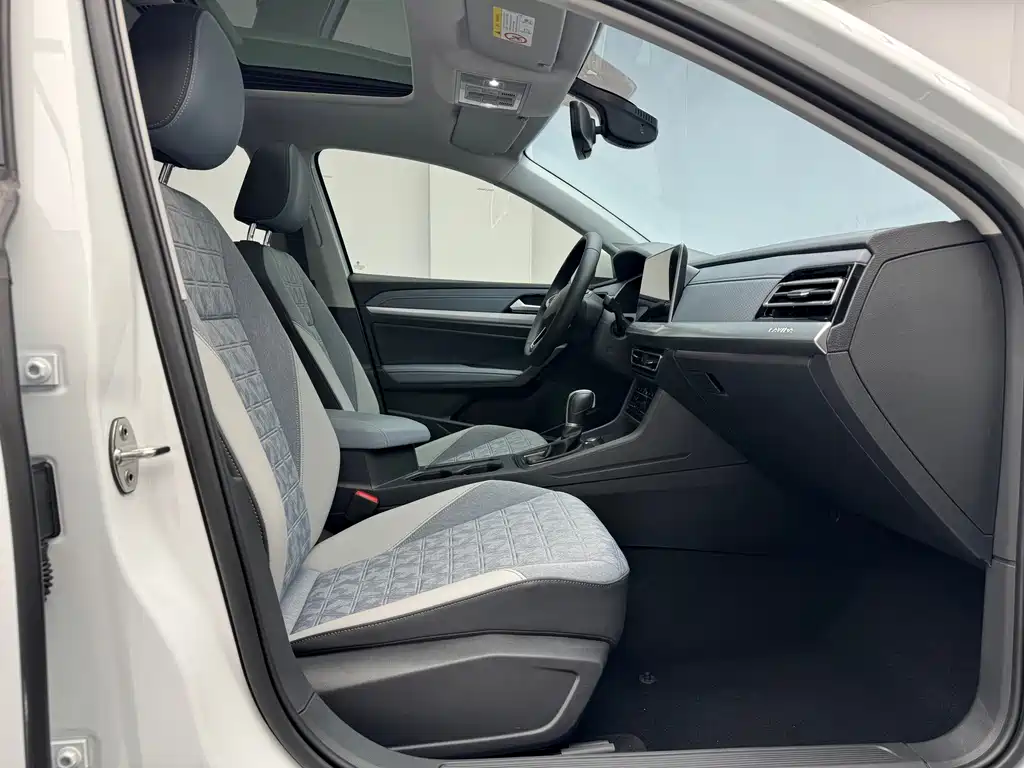 Volkswagen Lavida — миниатюра 12