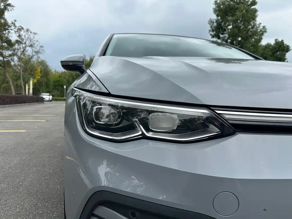 Volkswagen Golf — миниатюра 7