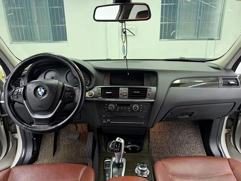 BMW X3 (Import) — миниатюра 7