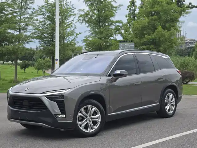 2022 Nio ES8