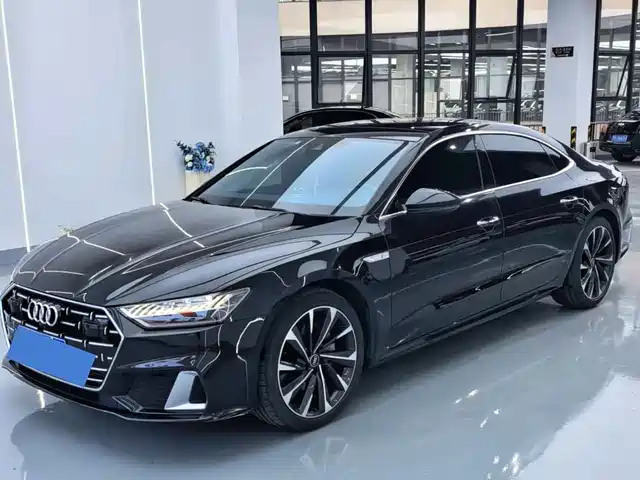 Audi A7L