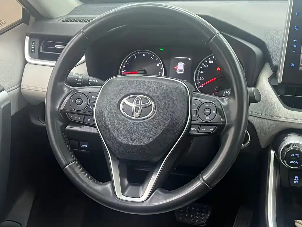 Toyota Wildlander — миниатюра 17