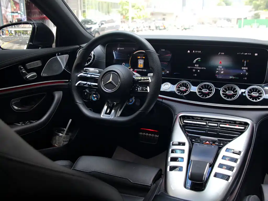 MERCEDES-BENZ AMG GT