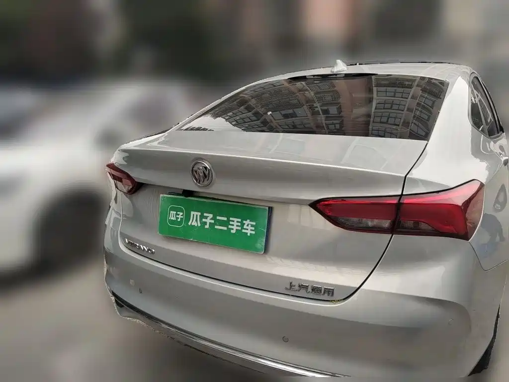 Buick Verano — миниатюра 7