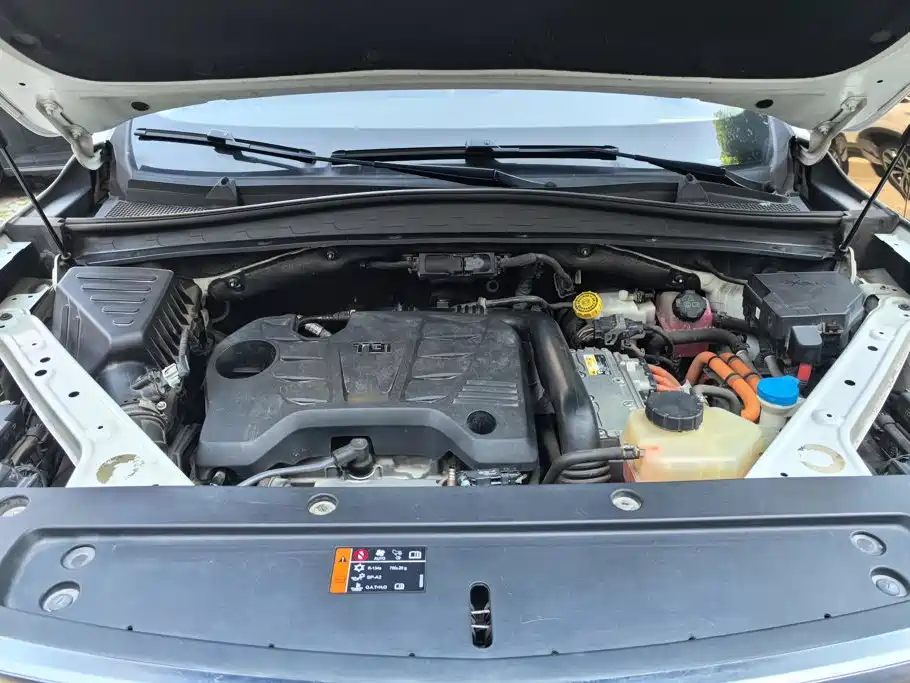 Roewe RX5 eMAX — миниатюра 10