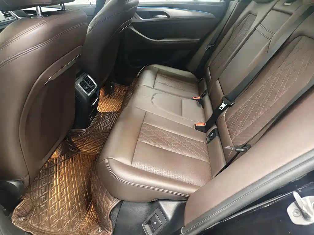 BMW iX3 — миниатюра 5