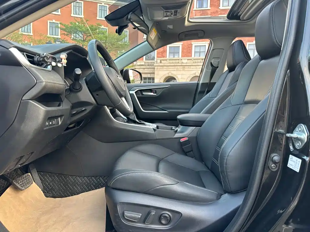 Toyota Wildlander — миниатюра 6