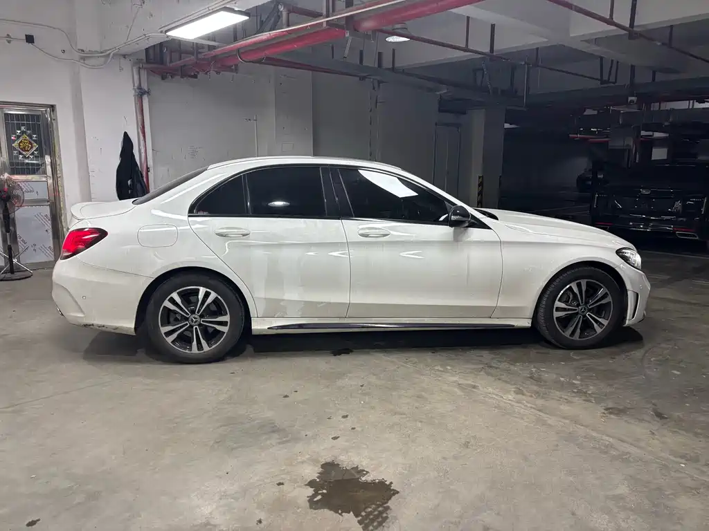 Mercedes-Benz C-Class — миниатюра 9