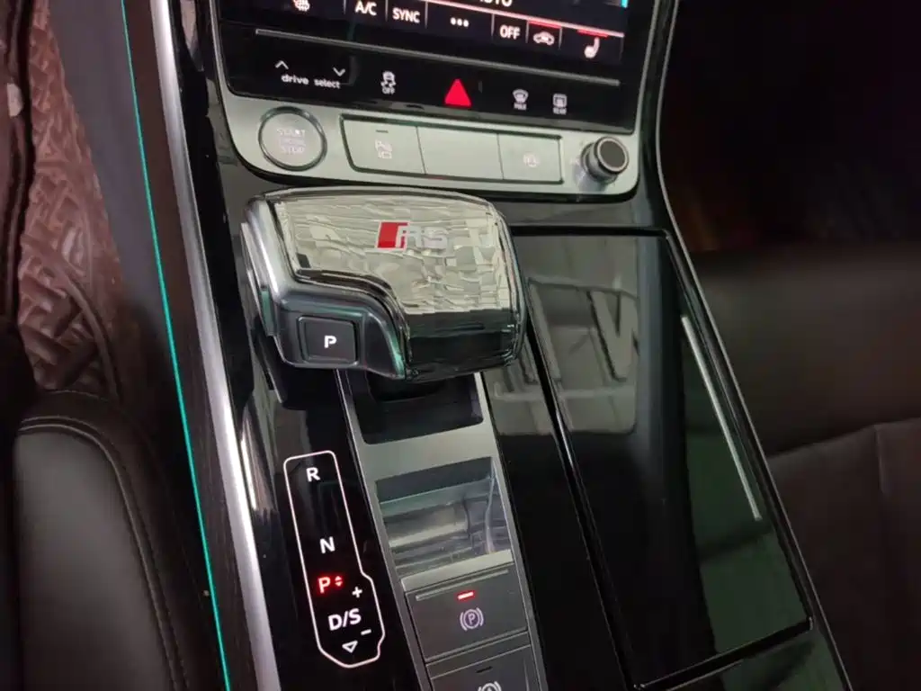 Audi A8 — миниатюра 14