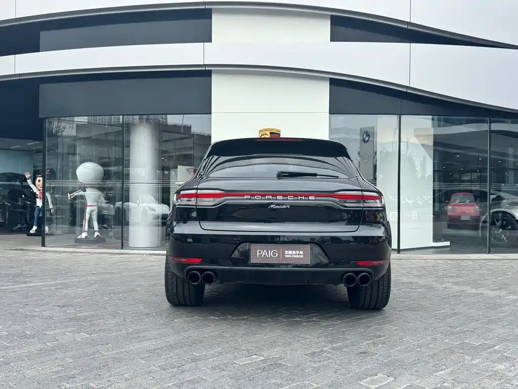 Porsche Macan — миниатюра 5