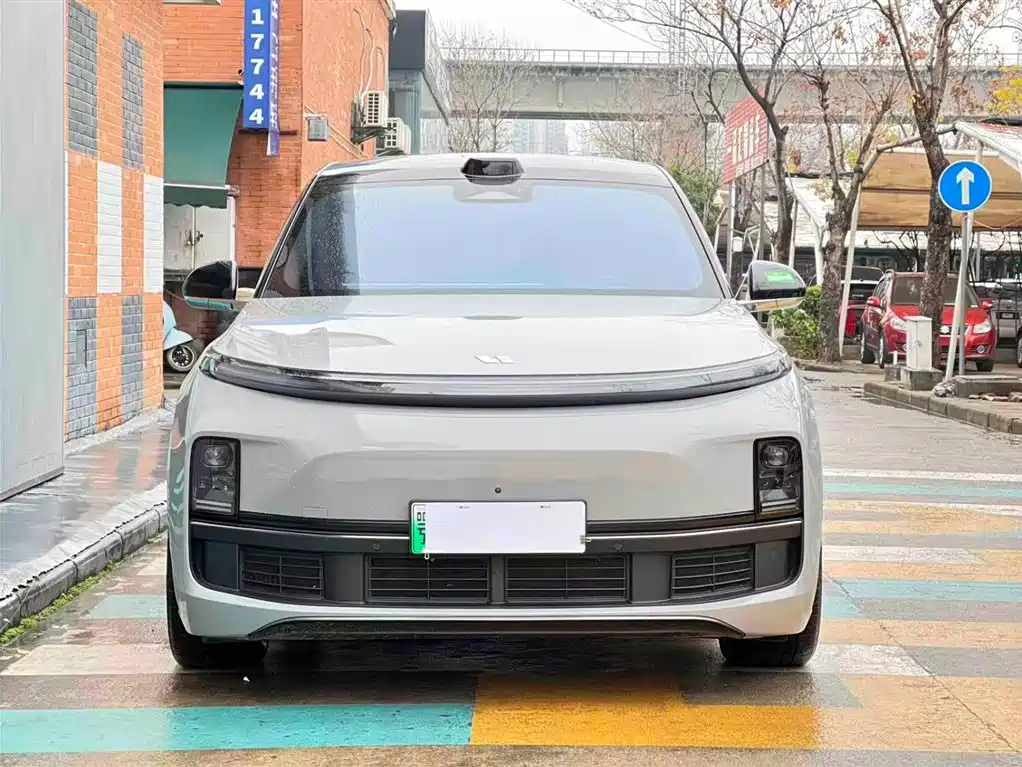 Li Auto IDEAL L8