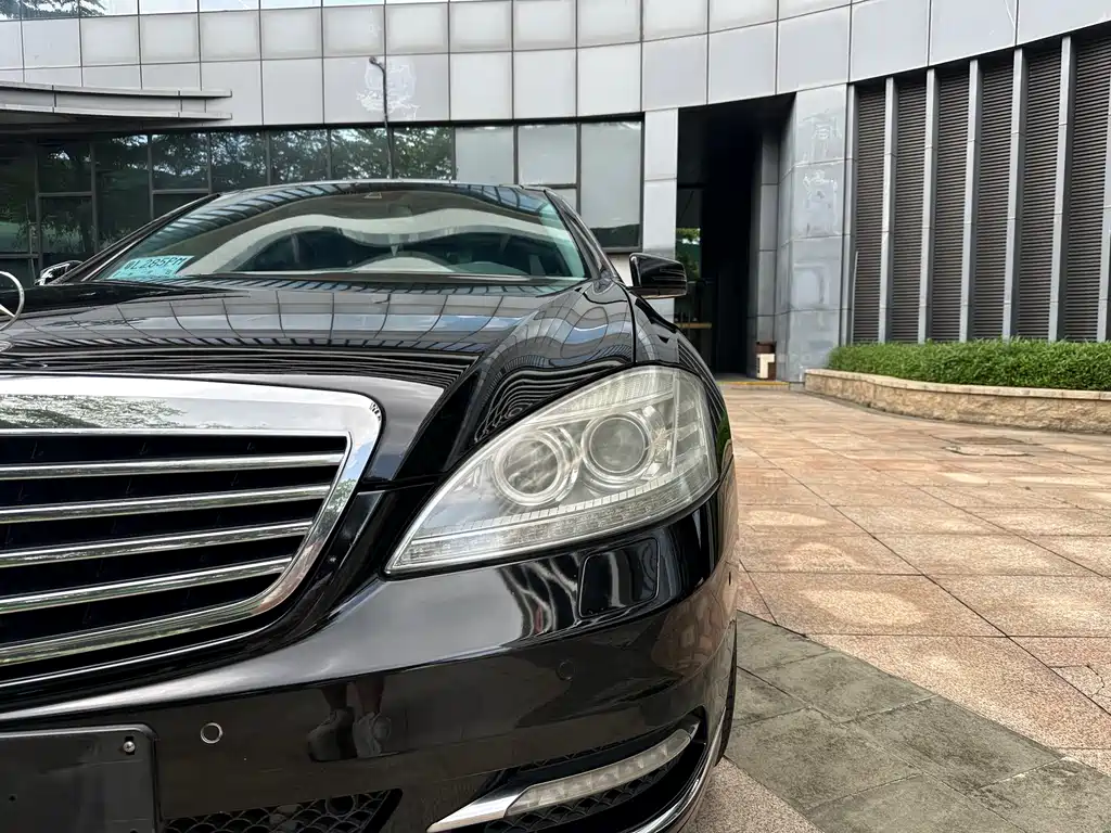 Mercedes-Benz S-Class S 2010 S 300 L Luxury